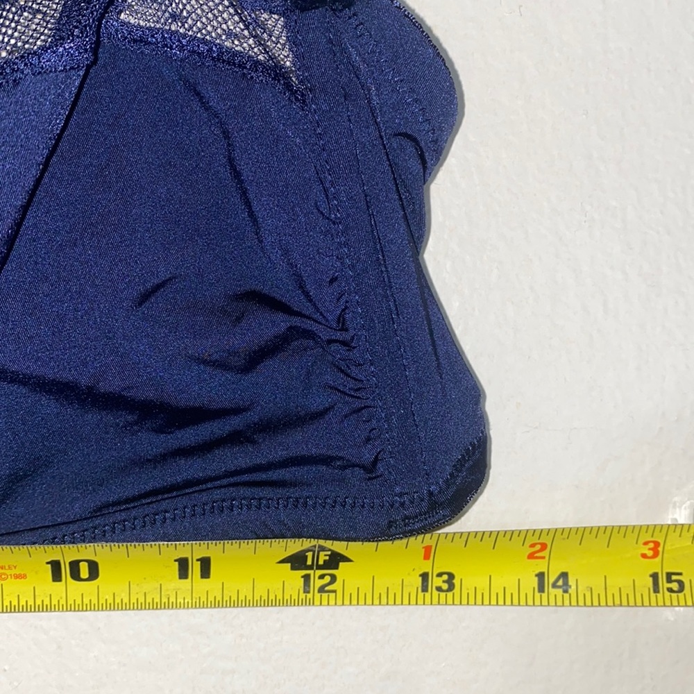 🌵GapBody navy bra! - Picture 5 of 9